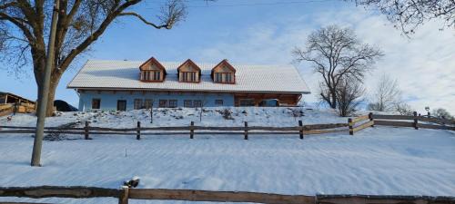 Svojek House | Farma Hermína