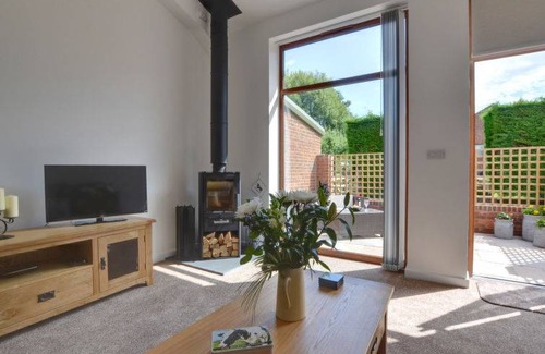 Abbess Roding House | Farmhouse ∙ 2 bedrooms ∙ 4 guests