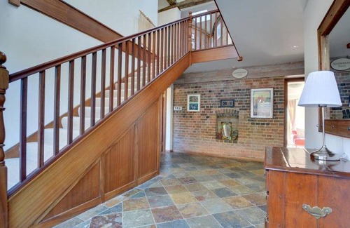 Abbess Roding House | Farmhouse ∙ 5 bedrooms ∙ 12 guests