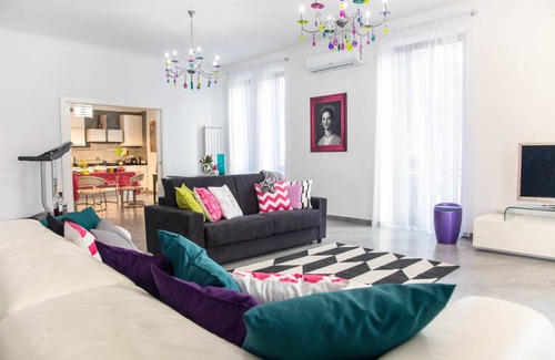 Naples City Centre Apartment | FERDINANDO ARTHOUSE -...