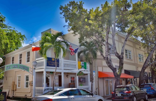 Downtown Apartment | Features.Key West Suites Hotel has an outdoor pool and fitness center