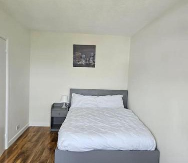 Shooters Hill Apartment | Feel at home away from home