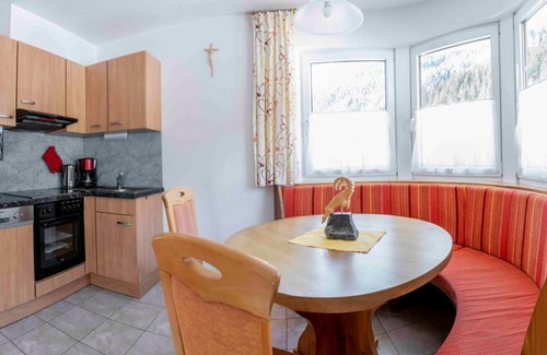 Sankt Leonhard im Pitztal Apartment | Ferienwohnung Adlernest - Adlerhof