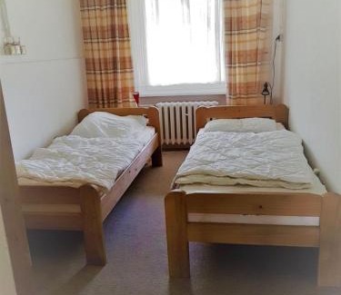 Neu Poserin Apartment | "Ferien Nord-Nordost" Wooster Teerofen "Am Walde" Ferienwohnung mit Terrasse