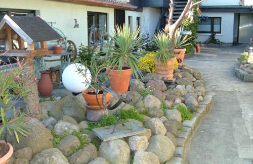 Dierkow-West House | Ferienbungalow 3