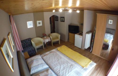 Poertschach am Woerthersee Apartment | Ferienparadies Gutounik