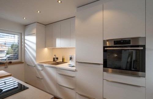 Sankt Johann in Tirol Apartment | Ferienwohnung Tirolglück mit großem Garten