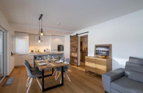 Sankt Johann in Tirol Apartment | Ferienwohnung Tirolglück mit großem Garten