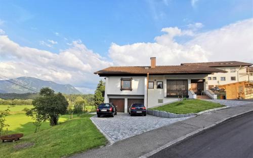 Stein Apartment | Ferienwohnung am Eichwald