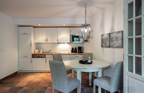 Dierhagen Dorf Apartment | Ferienwohnungen Fischland