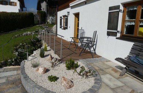 Anger Apartment | Ferienwohnung Max Fegg, 33qm EG, 1 Schlafraum, 1 Wohnraum mit Küchenzeile, Dusche/WC, Terrasse, Sat-TV, max. 2 Personen