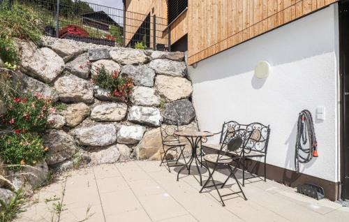 Buerserberg Apartment | Ferienwohnung Mit Terrasse