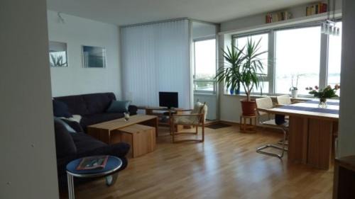 Schleswig Apartment | Ferienwohnung Schleiblick - Kabus