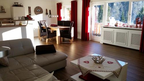 Groissenbach Apartment | Ferienwohnung Spreng