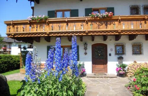 Kruen Apartment | Ferienwohnungen Arnspitz in Krün