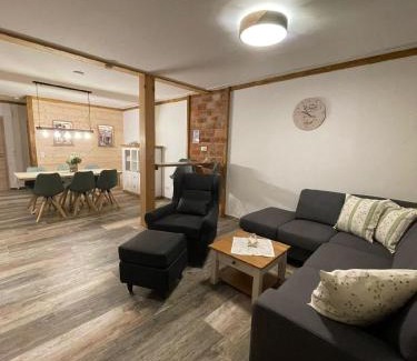 Arnbruck Apartment | Ferienwohung Zirbe