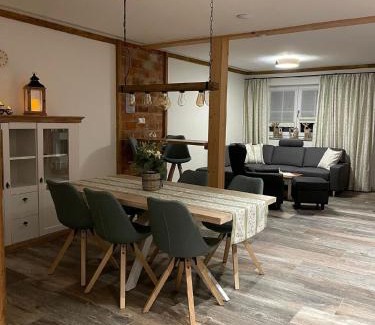 Arnbruck Apartment | Ferienwohung Zirbe