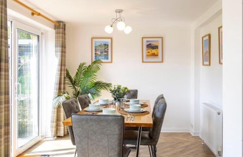 Glaisdale House | FernLea - Cosy bungalow and stunning country views