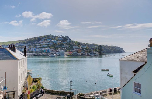 Dartmouth Cottage | Ferry View