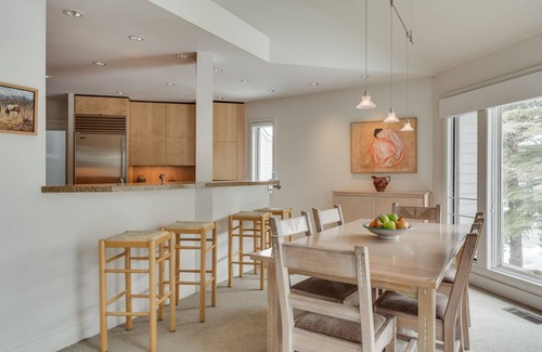 Warm Springs House | Festive Dates Available! Bright Townhome with Mountain Views; Two Blocks to Ski Lift