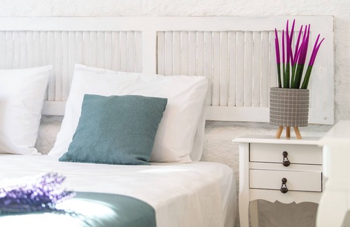 Cesme Hotel | Fethi Baba Konağı