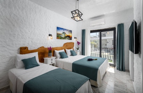 Cesme Hotel | Fethi Baba Konağı