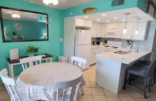 South Padre Island Condo | Fiesta Sol #110