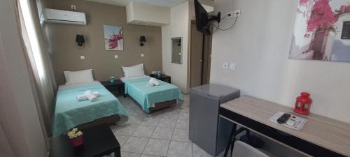 Piraeus Hotel | Filon