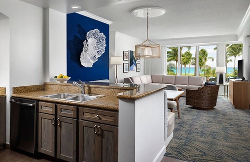 Palm Beach Shores Resort | 𝐅𝐢𝐧𝐝𝐢𝐧𝐠 𝐌𝐞𝐢𝐥𝐢 Beachfront Ocean Pointe Resort Oasis+Amenities, 3BR