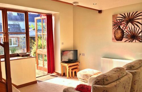 Liverton House | Finest Retreats - Little Dunley - Fig Cottage