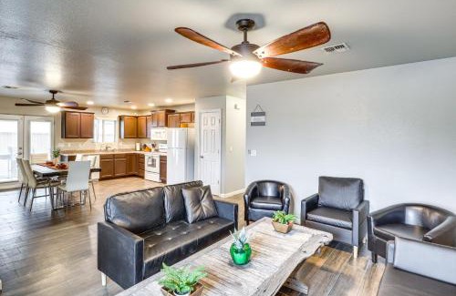 Bullhead City House | Fire Pit and Covered Patio Bullhead City Escape!