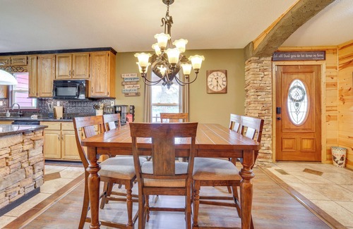 Trenton House | Fire Pit + Game Room: Lakefront Escape in Trenton!