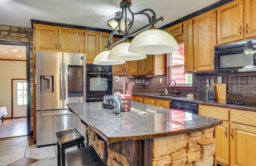 Trenton House | Fire Pit + Game Room: Lakefront Escape in Trenton!