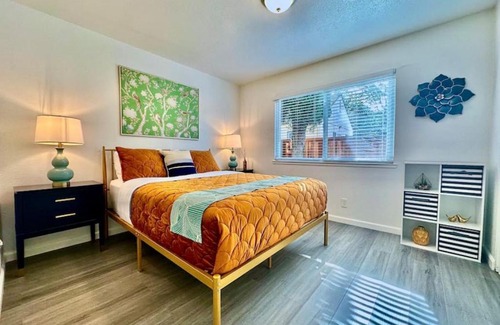 Downtown Sacramento Apartment | First floor gated, central and remodeled apartment