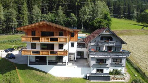 Schladming Apartment | Fischbacher App 1 by Alpenidyll Apartments