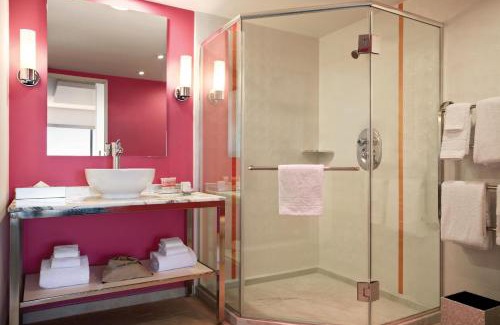 Las Vegas Strip Resort | Flamingo Las Vegas Hotel & Casino