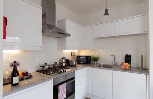 Chinatown Apartment | Flat 4 · home.ly – Central London Apartment West End