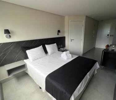 Manaira Apartment | Flat ARPOAR Suítes Manaíra com vista para o mar