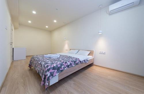Solomjanskyj Apartment | FlatRent SmartHouse