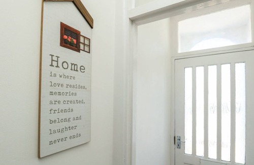 Wyke Regis Cottage | Fleet Breeze
