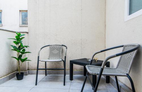 Donji Grad Apartment | Flexible SelfCheckIns 106 - Zagreb - City Centre - Loggia