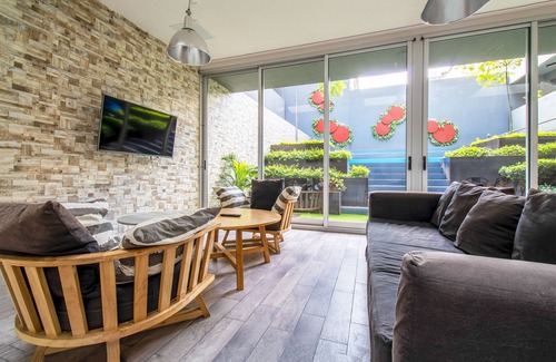 Constitucion Apartment | Fliphaus + Tacuari 1100 - Loft San Telmo