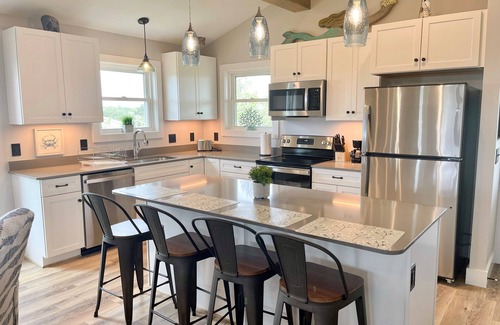 Ocracoke House | Flippy Flop: New construction on a canal. Marsh views.