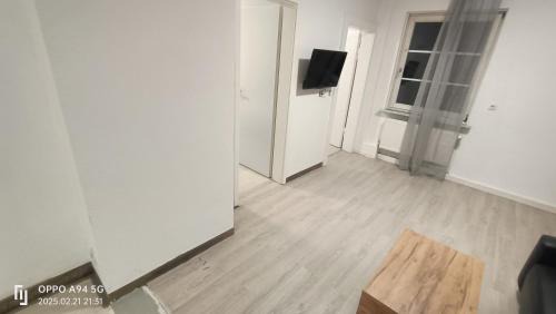 Ruesselsheim Apartment | FMi2
