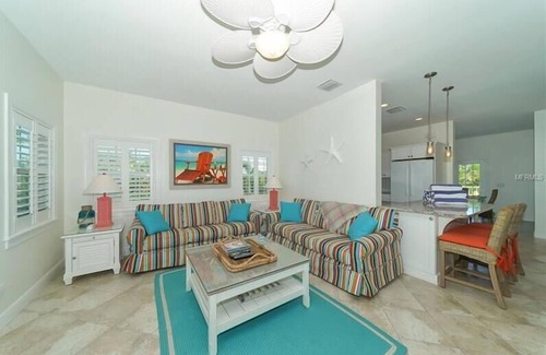 Holmes Beach House | Footprints in the Sand managed by Beach Retreats FL Anna Maria Island