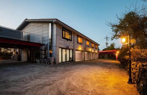 Aewol Hotel | For You self service motel