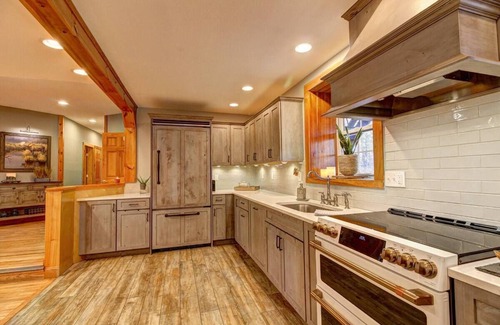 Jamaica House | Forest Lodge - Near 6 Ski Resorts