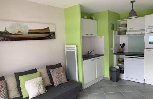 Fort-Mahon-Plage Apartment | Fort-Mahon : Superbe T2 à 2 pas de la plage avec parking privé - FR-1-482-15