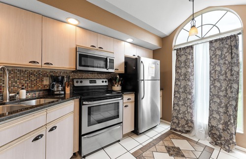Branson Condo | Fort Taneycomo - Updated 2 bed/2 bath condo located at Fall Creek Resort!
