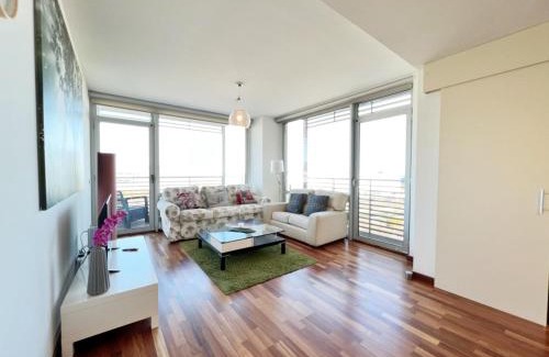 Sant Adria de Besos Apartment | Forum Playa and Pool Barcelona